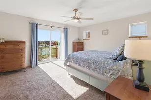 1046 Stonehaven Dr, Sun Prairie, WI 53590 - Photo 18