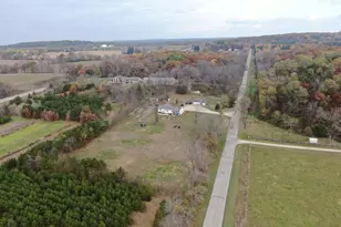 N9307 Old Hwy 22 Rd, Pardeeville, WI 53954 - Photo 10