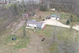 N9307 Old Hwy 22 Rd, Pardeeville, WI 53954 - Photo 28