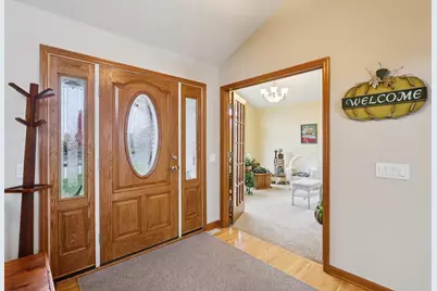 6784 Tartan Trail, Sun Prairie, WI 53590 - Photo 6