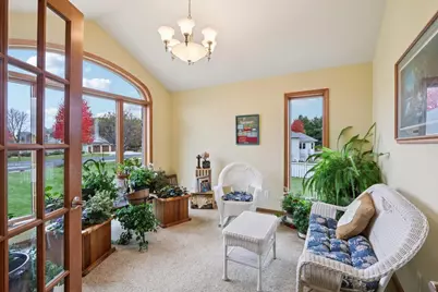 6784 Tartan Trail, Sun Prairie, WI 53590 - Photo 8