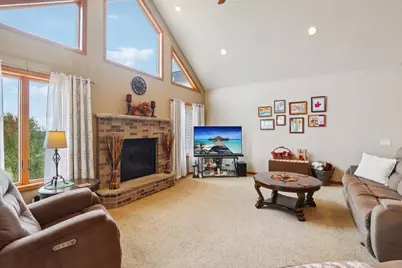 6784 Tartan Trail, Sun Prairie, WI 53590 - Photo 10