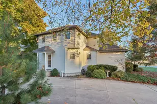 1001 Edgewater Rd, Fort Atkinson, WI 53538 - Photo 52