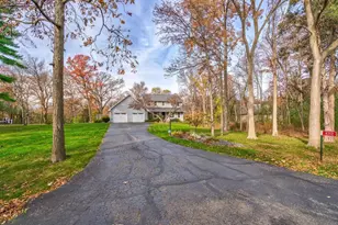 4313 N Forest Hills Blvd, Janesville, WI 53545 - Photo 8