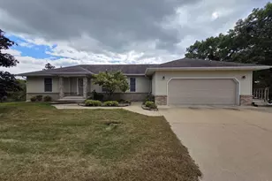 20343 Effigy Mounds Ln, Muscoda, WI 53573 - Photo 2