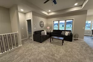 3137 S Bartells Dr, Beloit, WI 53511 - Photo 4