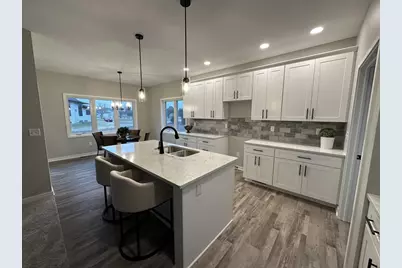 3135 S Bartells Drive, Beloit, WI 53511 - Photo 8