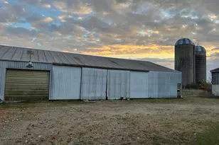 W1991 E River Rd, Berlin, WI 54923 - Photo 32