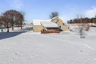 W1991 E River Rd, Berlin, WI 54923 - Photo 46