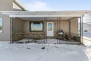 W1991 E River Rd, Berlin, WI 54923 - Photo 2