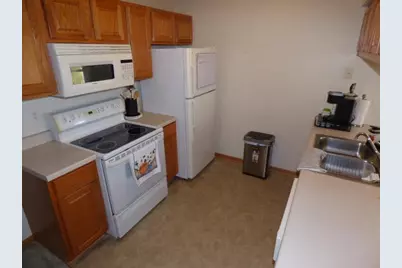 2528 Edgewood Drive, Beloit, WI 53511 - Photo 12