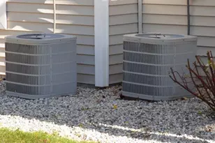 2528 Edgewood Dr, Beloit, WI 53511 - Photo 20