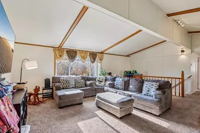 1526 Manor Drive, Janesville, WI 53548 - Photo 8