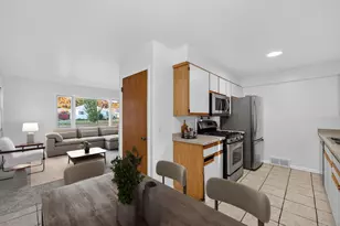 6829 Cooper Ave, Middleton, WI 53562 - Photo 6