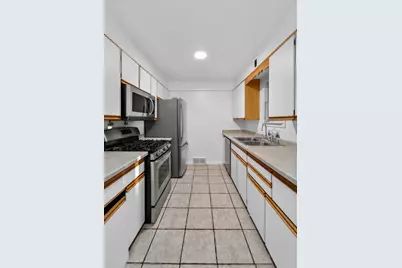 6829 Cooper Avenue, Middleton, WI 53562 - Photo 12