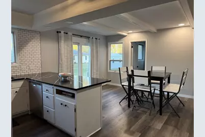 104 E 3rd Avenue, Brodhead, WI 53520 - Photo 10