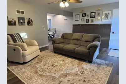 104 E 3rd Avenue, Brodhead, WI 53520 - Photo 2