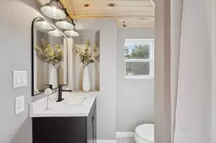 1010 N Main St, Edgerton, WI 53534 - Photo 18