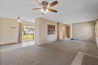 1406 Macarthur Drive, Janesville, WI 53548 - Photo 10