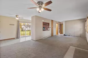 1406 MacArthur Dr, Janesville, WI 53548 - Photo 10