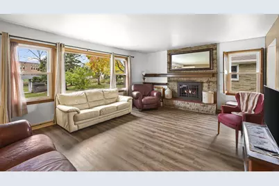 210 Pleasant Drive, Waunakee, WI 53597 - Photo 1