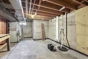 210 Pleasant Dr, Waunakee, WI 53597 - Photo 26