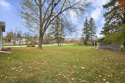 210 Pleasant Drive, Waunakee, WI 53597 - Photo 32