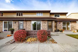 1411 Holly Dr, Janesville, WI 53546 - Photo 4