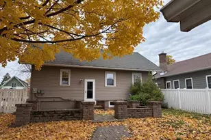 610 S Michigan St, Prairie Du Chien, WI 53821 - Photo 10