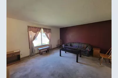 2205 S Palm Street, Janesville, WI 53546 - Photo 6