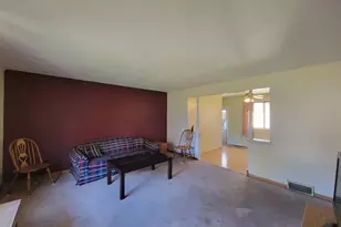 2205 S Palm St, Janesville, WI 53546 - Photo 8