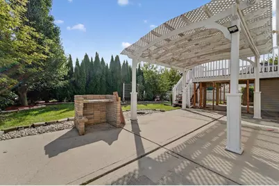 1077 Gas Light Drive, Sun Prairie, WI 53590 - Photo 40