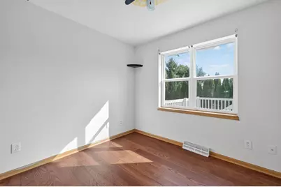 1077 Gas Light Drive, Sun Prairie, WI 53590 - Photo 16