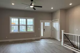 2616 Cumberland Dr, Janesville, WI 53546 - Photo 2