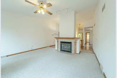 4707 Burma Road #G, Mcfarland, WI 53558 - Photo 2