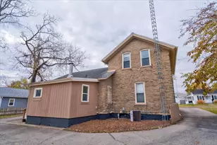 947 W Wisconsin St, Portage, WI 53901 - Photo 34