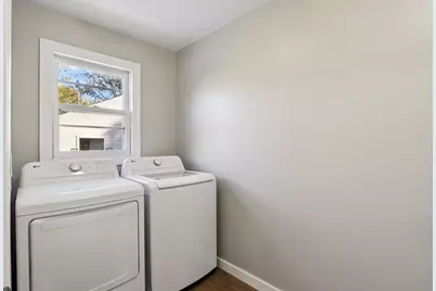 323 Center Avenue, Janesville, WI 53548 - Photo 16