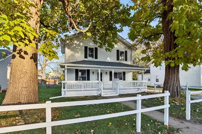 323 Center Avenue, Janesville, WI 53548 - Photo 1