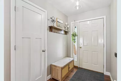 712 Brookview Trail, Mount Horeb, WI 53572 - Photo 8