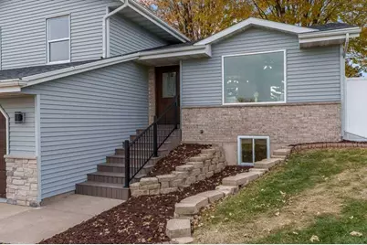 2205 Green Valley Drive, Janesville, WI 53546 - Photo 10