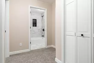 2205 Green Valley Dr, Janesville, WI 53546 - Photo 24