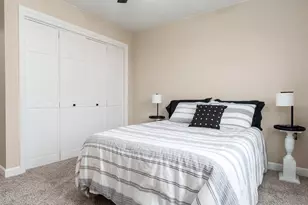 2205 Green Valley Dr, Janesville, WI 53546 - Photo 28