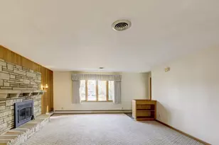 3345 Swinburne Dr, Mcfarland, WI 53558 - Photo 6