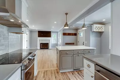 3917 Mineral Point Road, Madison, WI 53705 - Photo 18