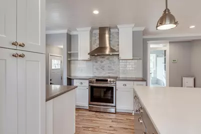 3917 Mineral Point Road, Madison, WI 53705 - Photo 14