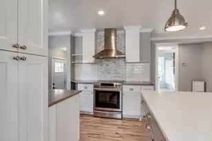 3917 Mineral Point Rd, Madison, WI 53705 - Photo 14