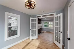 3917 Mineral Point Rd, Madison, WI 53705 - Photo 24