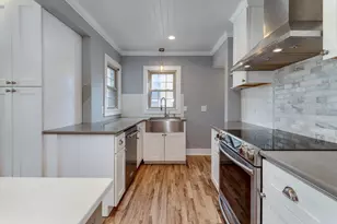 3917 Mineral Point Rd, Madison, WI 53705 - Photo 12