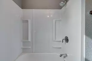 3917 Mineral Point Rd, Madison, WI 53705 - Photo 30