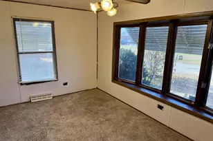 38005 Hwy 18, Prairie Du Chien, WI 53821 - Photo 14